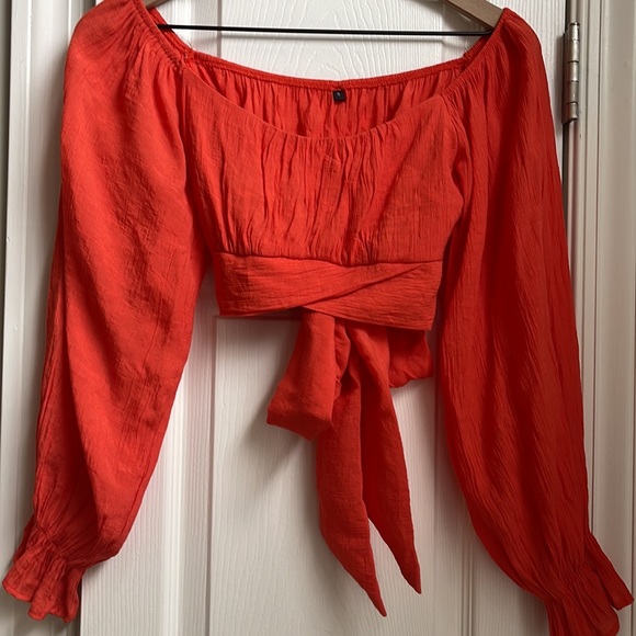 SHEIN Milkmaid Blouse in sold out color/size combo - Picture 3 of 6